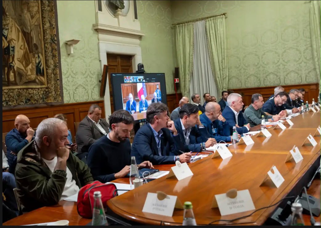 EX-ILVA: “NESSUNA PROSPETTIVA” MOBILITAZIONE E SCIOPERO ILVA AS – ADI AS – INDOTTO